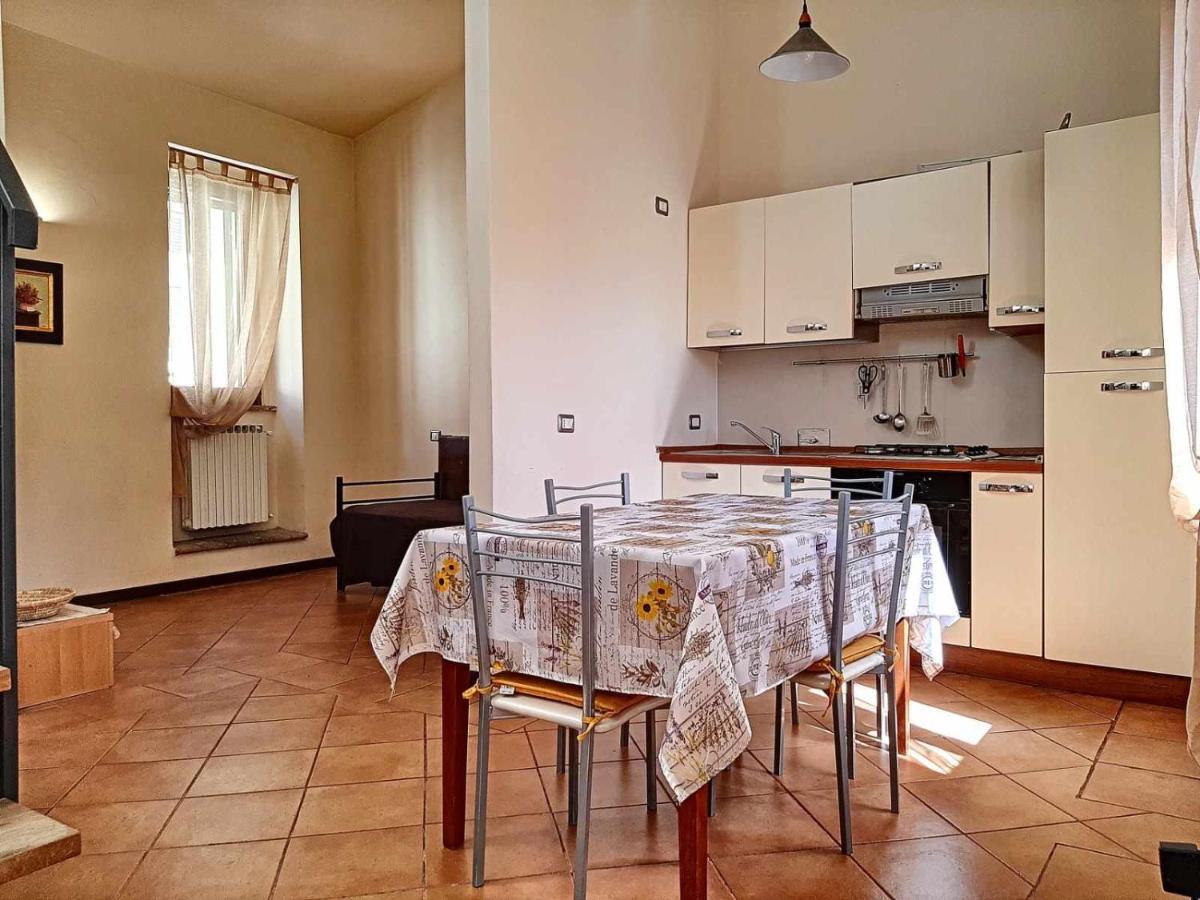 Ospitaci Appartamenti San Salvatore Foligno Exteriör bild